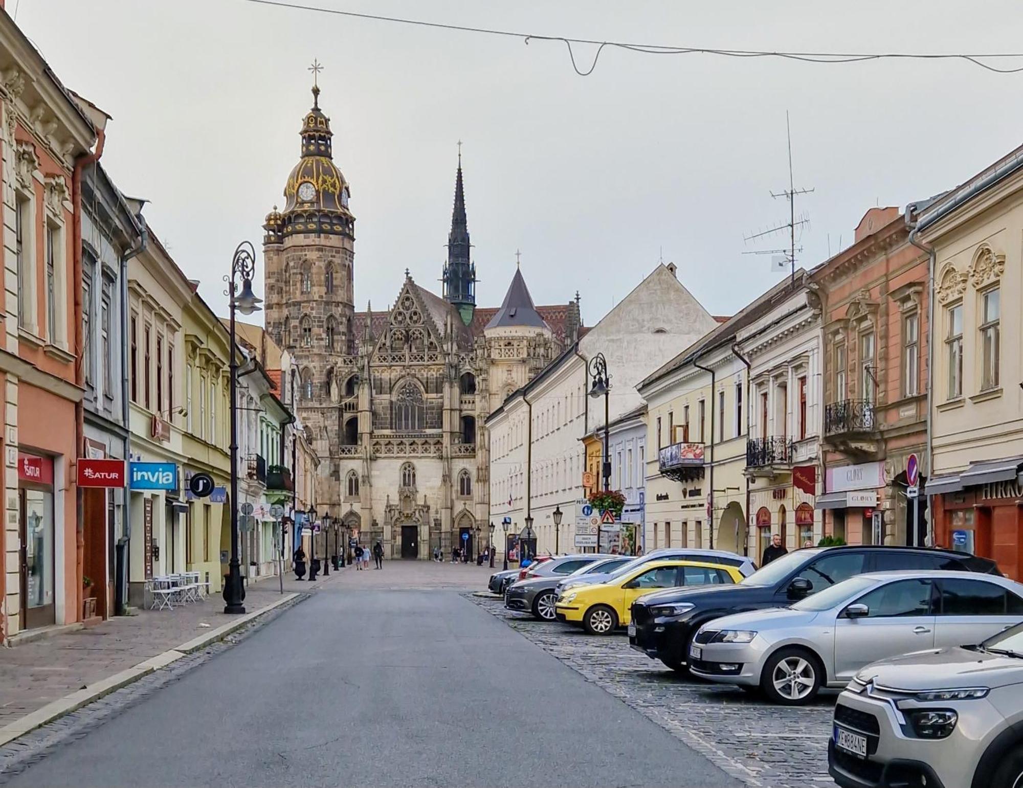 Marina Old Town Apartment Kosice Ngoại thất bức ảnh