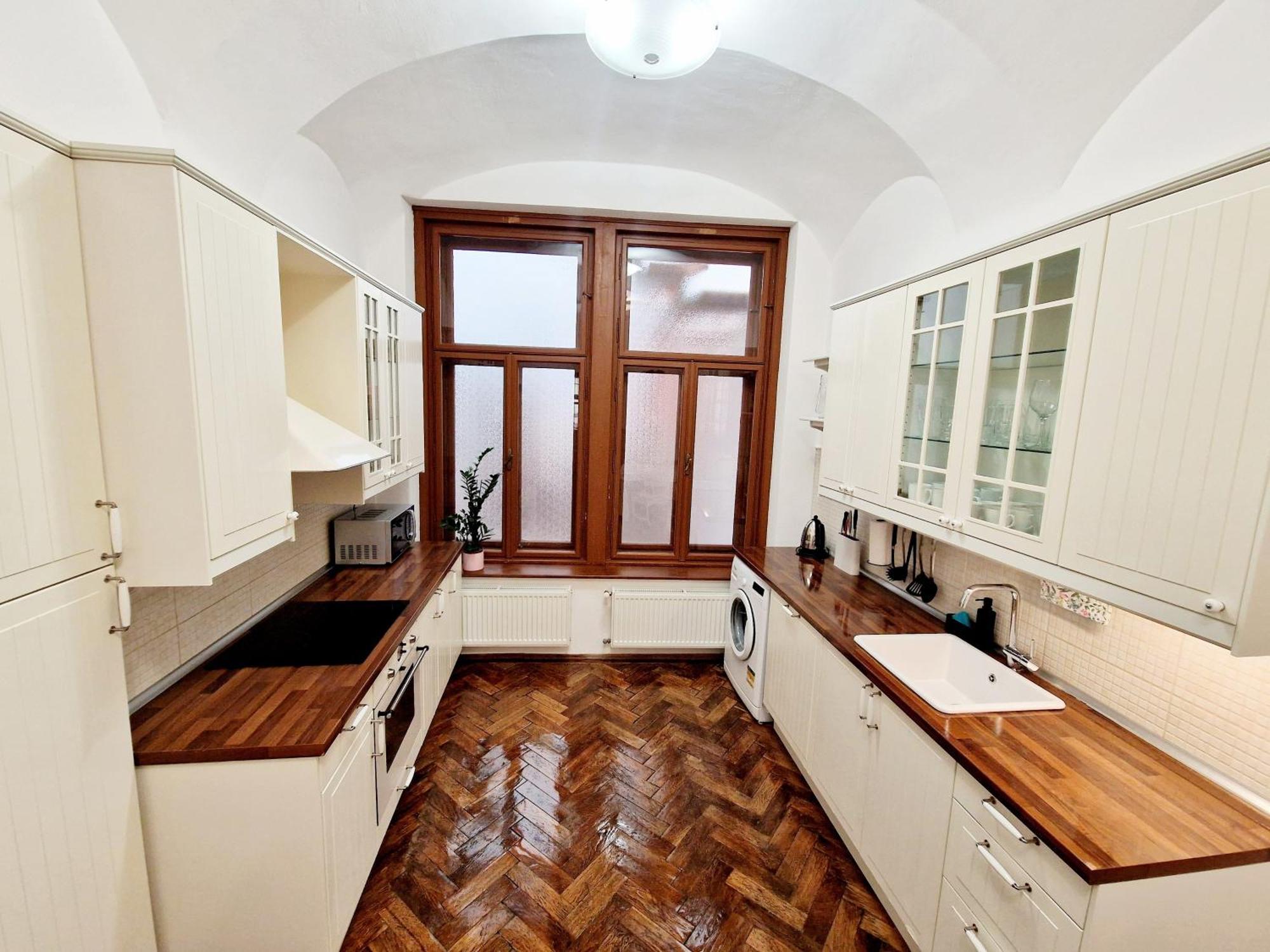 Marina Old Town Apartment Kosice Ngoại thất bức ảnh